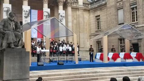 Le Panthéon La Cérémonie De Panthéonisation Présidée Par François