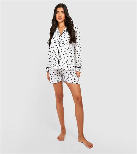 Buy Boohoo Maternity Star Print Pipe Detail Pajama Set In White