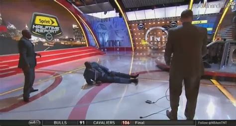 Shaq Has A Great Fall During The Halftime Show Nba