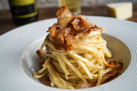 Spaghetti Alla Chitarra Alla Gricia Cooking Italy