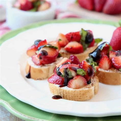 Strawberry Bruschetta 10 Minute Recipe