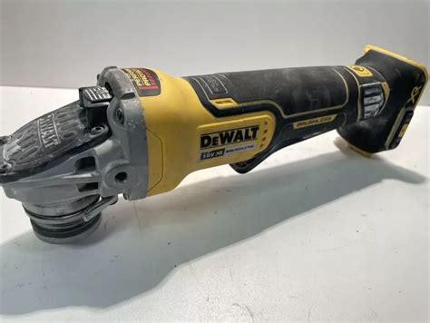 SZLIFIERKA AKUMULATOROWA DEWALT DCG406 * BODY - 12762951304 - oficjalne ...