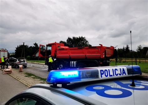 Tragiczny wypadek w Świniarsku Nie żyje jedna osoba