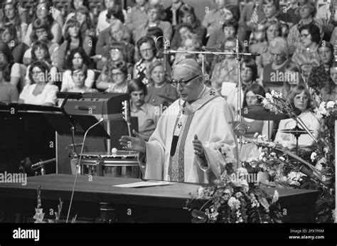 Sacerdozio Di Anni Immagini E Fotografie Stock Ad Alta Risoluzione