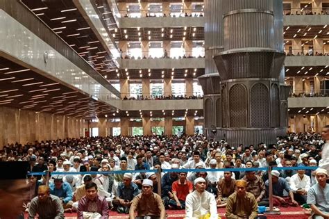 Ribuan Warga Mulai Padati Masjid Istiqlal Untuk Laksanakan Salat Id