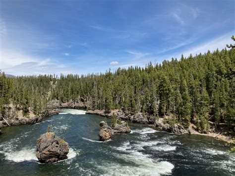 Yellowstone isn’t just about the mountains : r/pics