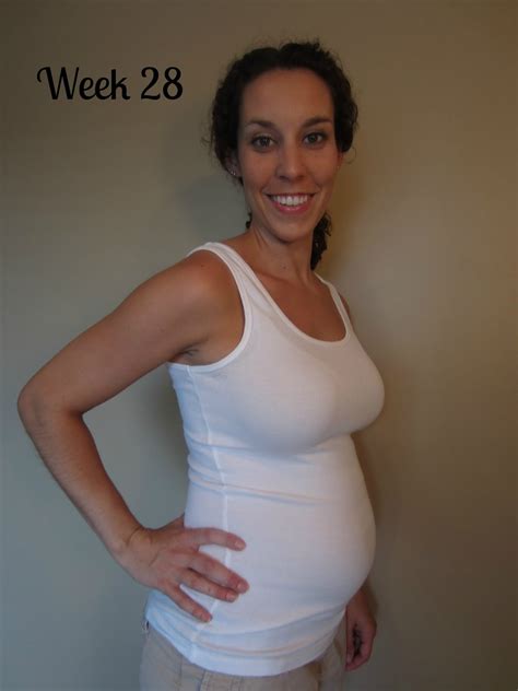 Life, Love, and Marathons: Bump Update: Week 28