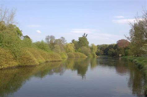River - Hatfield House #photo https://buff.ly/2vICAIv