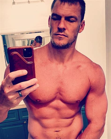 35 7 Mil Me Gusta 388 Comentarios Alan Ritchson Alanritchson En