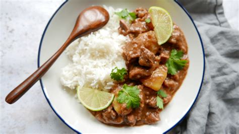 Slow Cooker Beef Massaman Curry Recipe Cook Simply