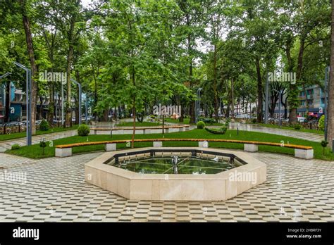 Park at Rudaki Avenue in Dushanbe, capital of Tajikistan Stock Photo ...