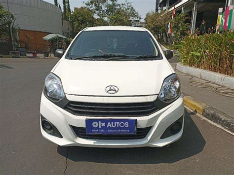 Olxautos Daihatsu Ayla D Bensin M T Putih Mobil Bekas