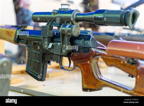 Soviet Dragunov sniper rifle with scope Stock Photo - Alamy