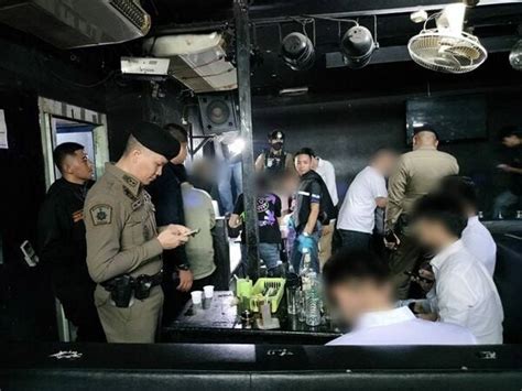 Pattaya Police Raid Illegal Karaoke Bar Arrest Owner And 5 Myanmar