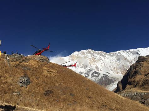 Au D Part De Pokhara Trek De Jours Au Camp De Base De L Annapurna