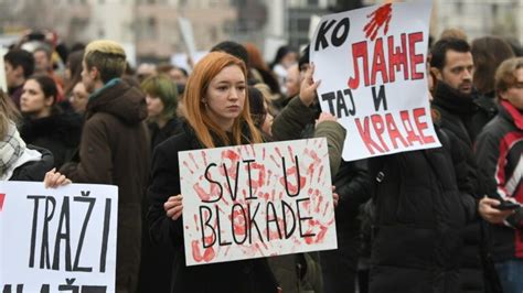 Vi E Hiljada Ljudi Na Skupu Podr Ke Studentima U Novom Sadu