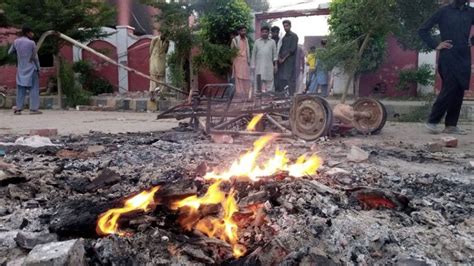 Pakistan Mob Burns Churches Over Blasphemy Claims Bbc News