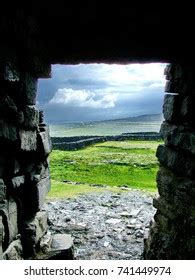 Stone Doorway Aonghasa Largest Prehistoric Stone Stock Photo 741449974 ...