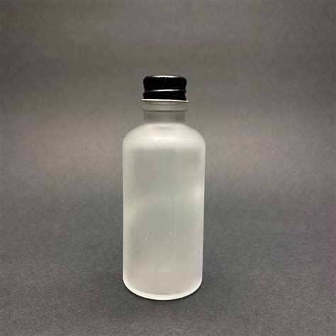 cc buzlu cam sise siyah metal vidali kapakli  ml siyah kapakli