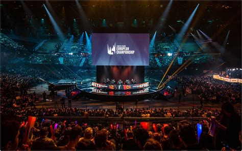 League Of Legends Lec Is Set To Conduct Matches On Stage From Week 5