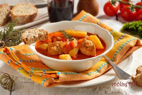 Гулаш по унгарски - cOOking TiKi | Goulash, Cooking, Food