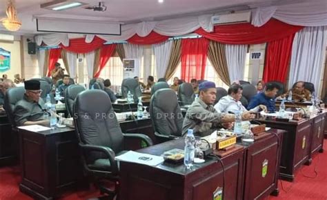 DPRD Kota Sungai Penuh Gelar Rapat Penyampaian Laporan Hasil Pembahasan