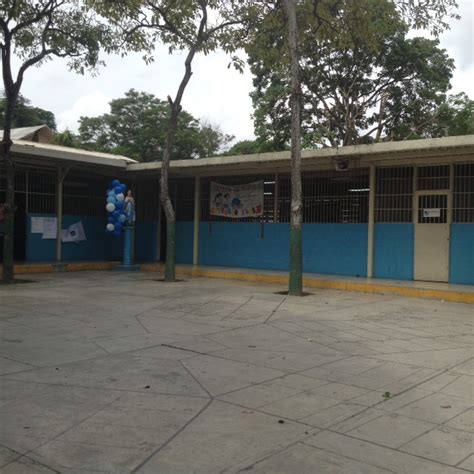 Instituto T Cnico Jes S Obrero Escuela