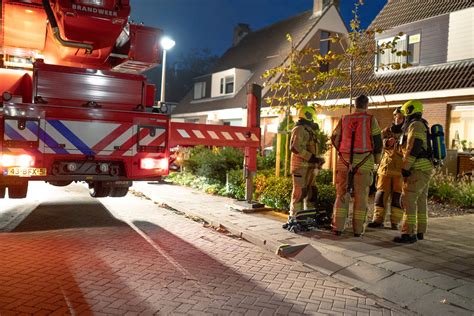 Brandweer Rukt Met Spoed Uit Voor Schoorsteenbrand In Nieuw Lekkerland