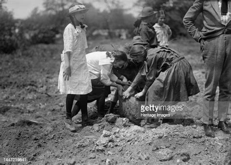 Girl Scout Vintage Photos And Premium High Res Pictures Getty Images