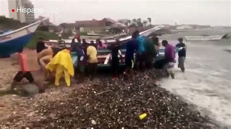 Decenas De Barcos Pesqueros Da Ados Dej El Paso De La Tormenta Brett