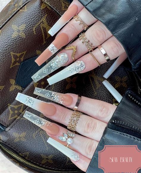 Luxury Addict Jet Set Babe Press On Nails Slaylebrity