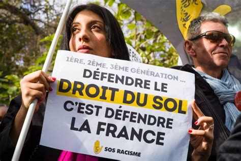 Loi Asile Et Immigration Un Mot Me Vient Lenfer Entretien