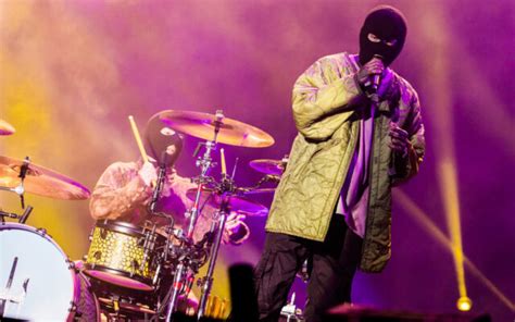 Twenty One Pilots Cover Blink 182 At Lollapalooza Argentina Alt 1051