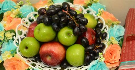 Gubahan Hantaran Buah-Buahan Dalam Bakul : Hantaran Pertunangan Dari ...