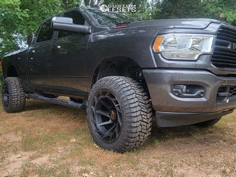 2019 Ram 2500 With 22x12 44 Xd Xd860 And 35 12 5r22 Radar Renegade Rt And Suspension Lift 2 5