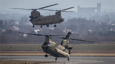 Us Grounds Its Entire Fleet Of Around Chinook Helicopters Due To