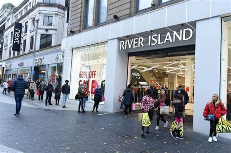 River Island Shoppers Obsessed With Gorgeous Summer Dress Daily Record