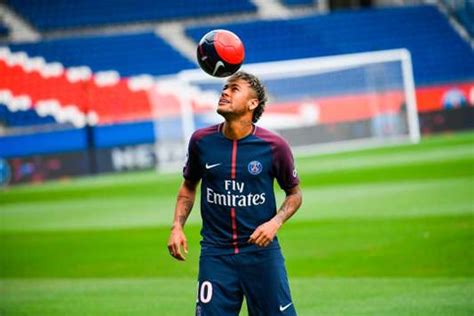 Reportage Sur Neymar Psg Video Dailymotion