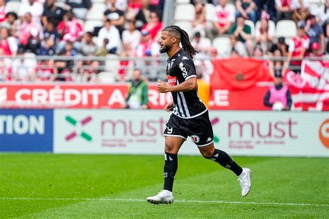 La Conf Rence De Presse D Avant Match Sco Estac Angers Sco