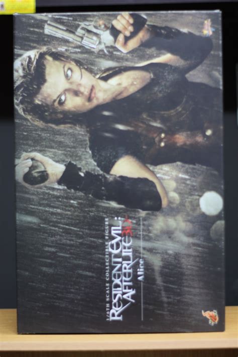 Kai Collectiontoyz Hot Toys Resident Evil Afterlife Alice Collectible Figure