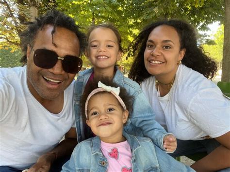 Christian Karembeu Papa Combl Rare Selfie Avec Ses Filles Le