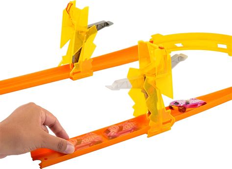 Hot Wheels Track Builder Lightning Set