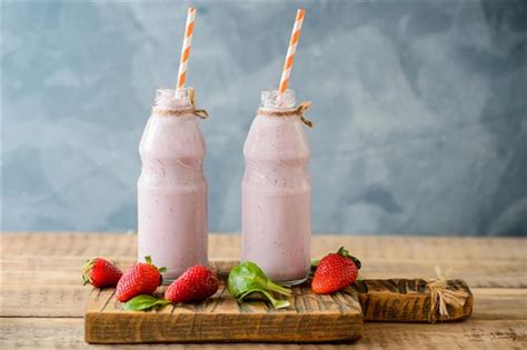 Make Homemade Protein Shakes Without Protein Powder