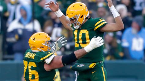 Packers vs Chargers score, highlights: Jordan Love leads comeback win