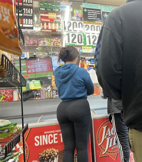 Big Booty Latina In Neighborhood Store Oc Spandex Leggings Yoga Pants Forum