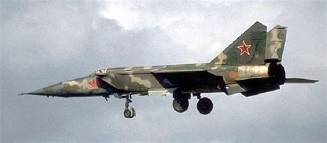 Mikoyan Gurevich MiG 25 Foxbat Avionslegendaires Net