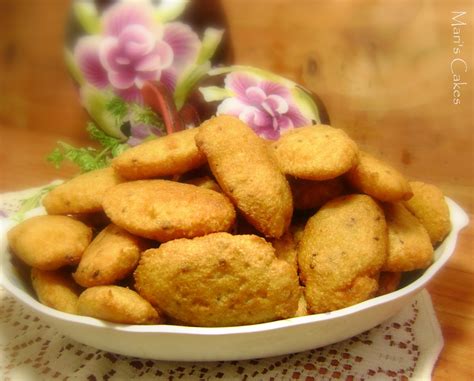 Yuca Fritters Arepitas De Yuca Maris Cakes English