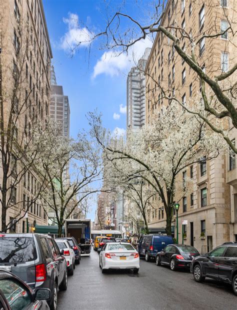 Photo 7 of 7 in Elegant Park Avenue Residence by Luxury Homes