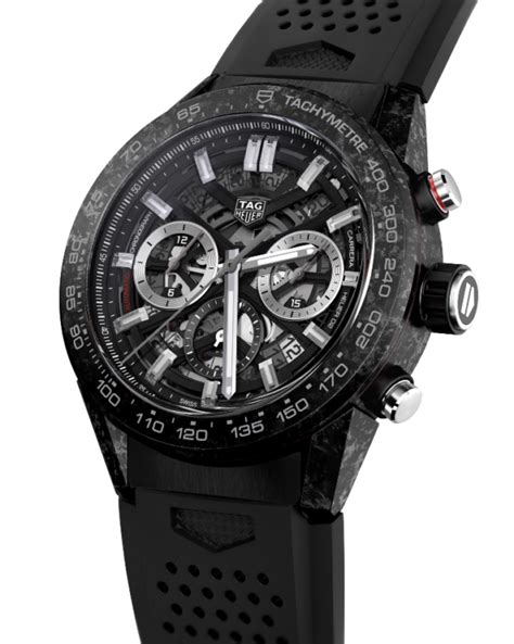 TAG HEUER CARRERA SKELETON