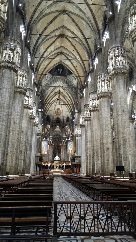 Milan Cathedral : Italy | Visions of Travel